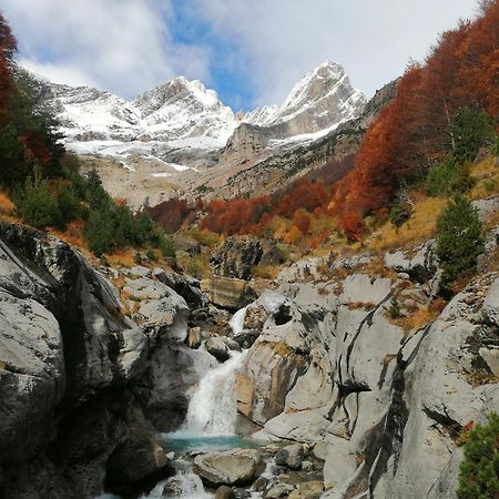 Apartamentos Mobison Salinas de Bielsa Exteriér fotografie