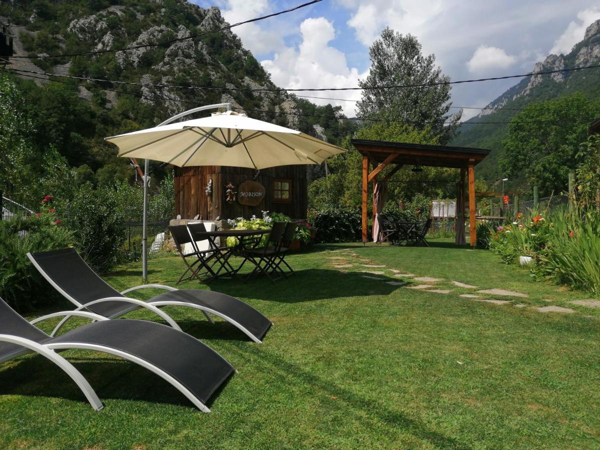 Apartamentos Mobison Salinas de Bielsa Exteriér fotografie