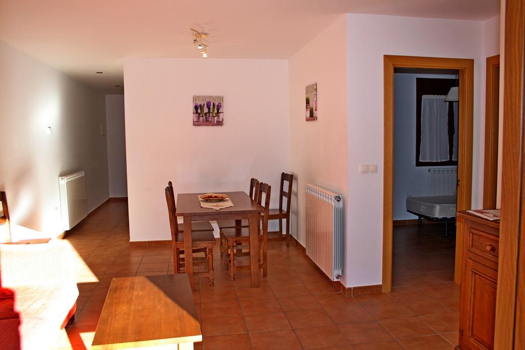 Apartamentos Mobison Salinas de Bielsa Exteriér fotografie