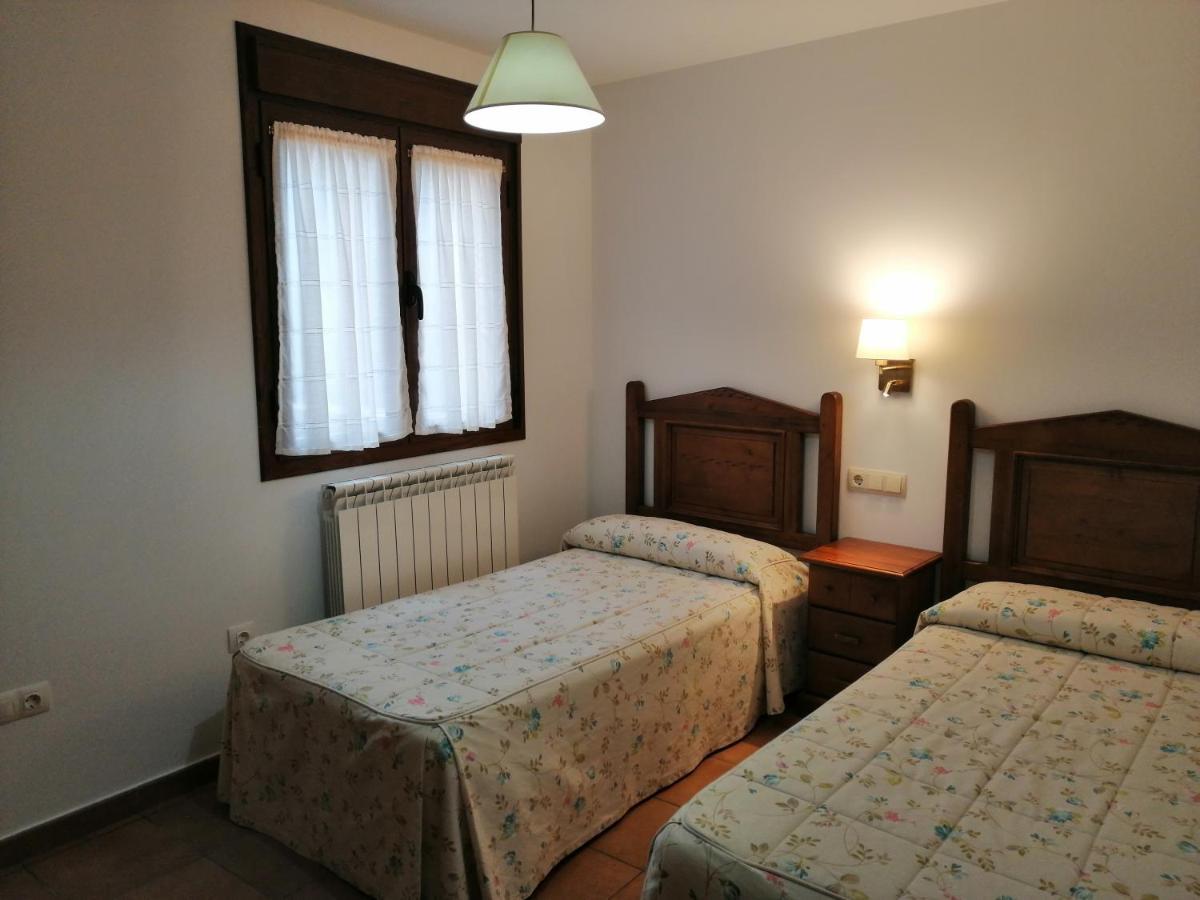 Apartamentos Mobison Salinas de Bielsa Exteriér fotografie